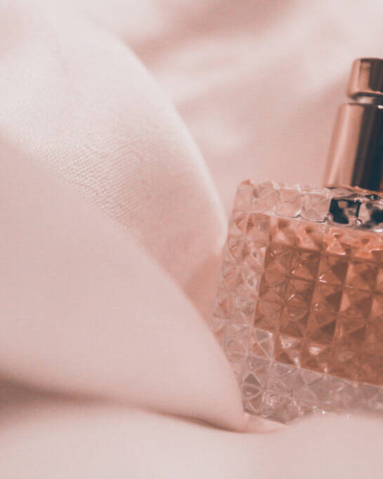header-perfume